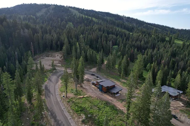 $2,875,000 | 112 North Loop Road, New Meadows, ID 83654