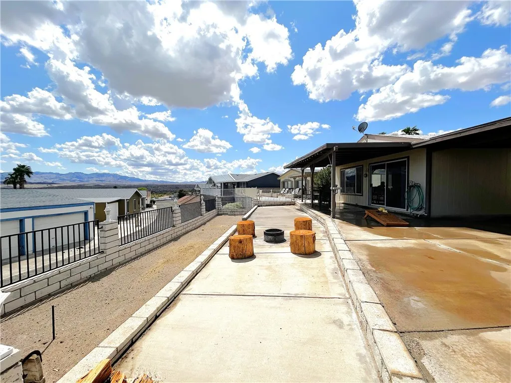 2 Havasu Lake Road, Unit 2 Needles, CA 92363 - Photo 12 of 26