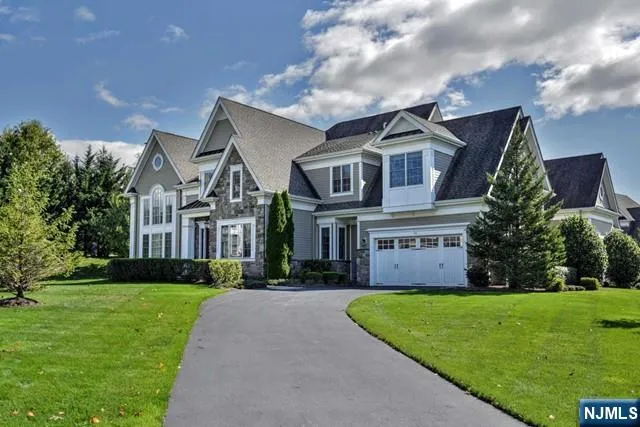 $10,000 | 36 Cider Mill Court, Unit 36, Montvale, NJ 07645