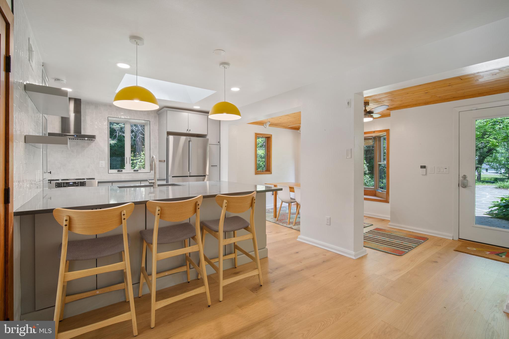 11822 Gordon Road Silver Spring, MD 20904 - Photo 10 of 42 Gallery Image 10