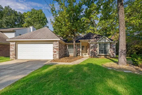 $430,000 | 143 West Village Knoll Circle, Spring, TX 77381
