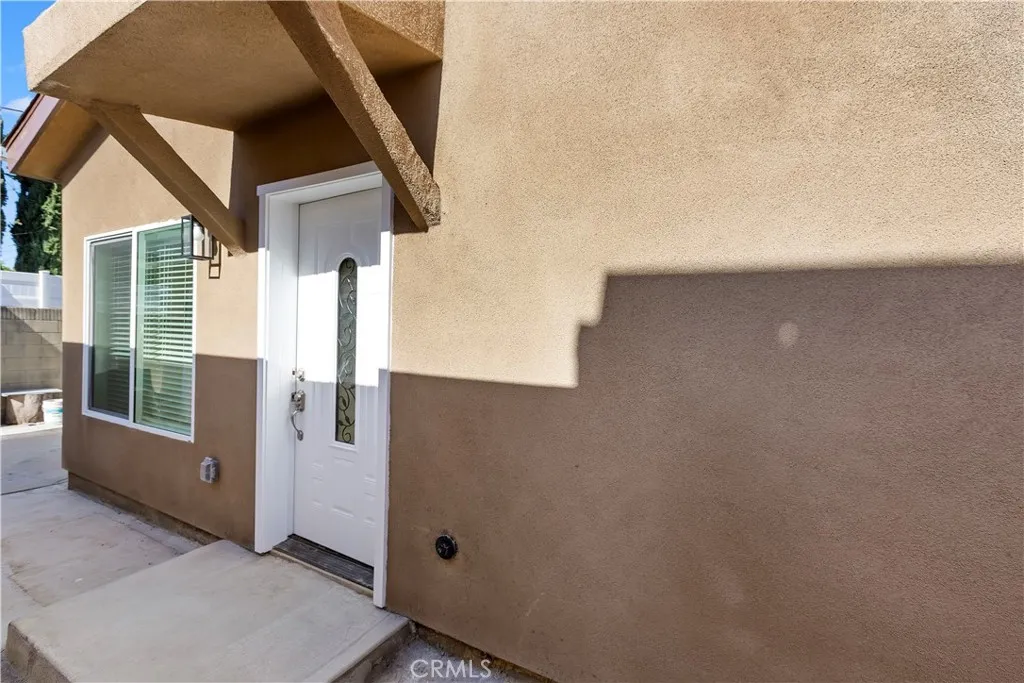 3657 Mountain View Avenue Pasadena, CA 91101 - Photo 2 of 25