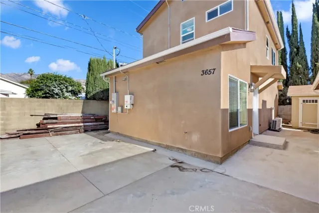 $3,500 | 3657 Mountain View Avenue, Pasadena, CA 91101