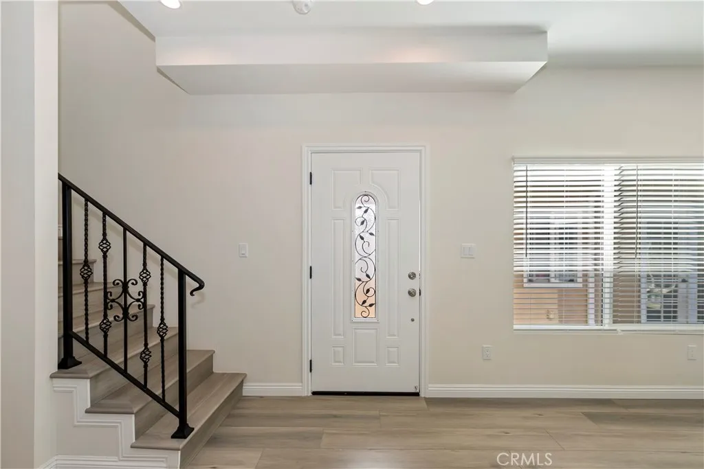 3657 Mountain View Avenue Pasadena, CA 91101 - Photo 3 of 25