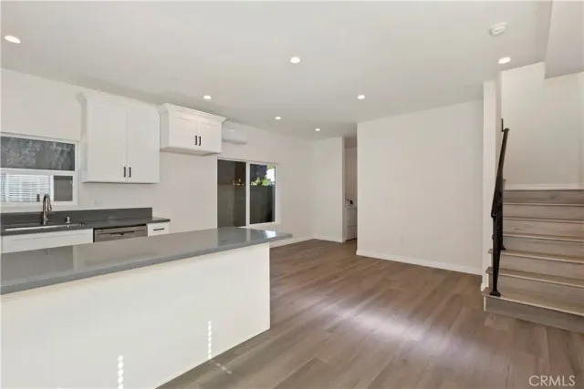 $3,500 | 3657 Mountain View Avenue, Pasadena, CA 91101