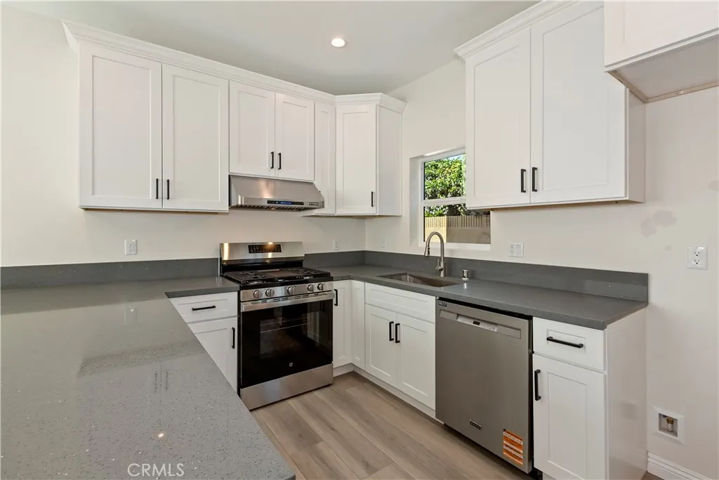 3657 Mountain View Avenue Pasadena, CA 91101 - Photo 10 of 25