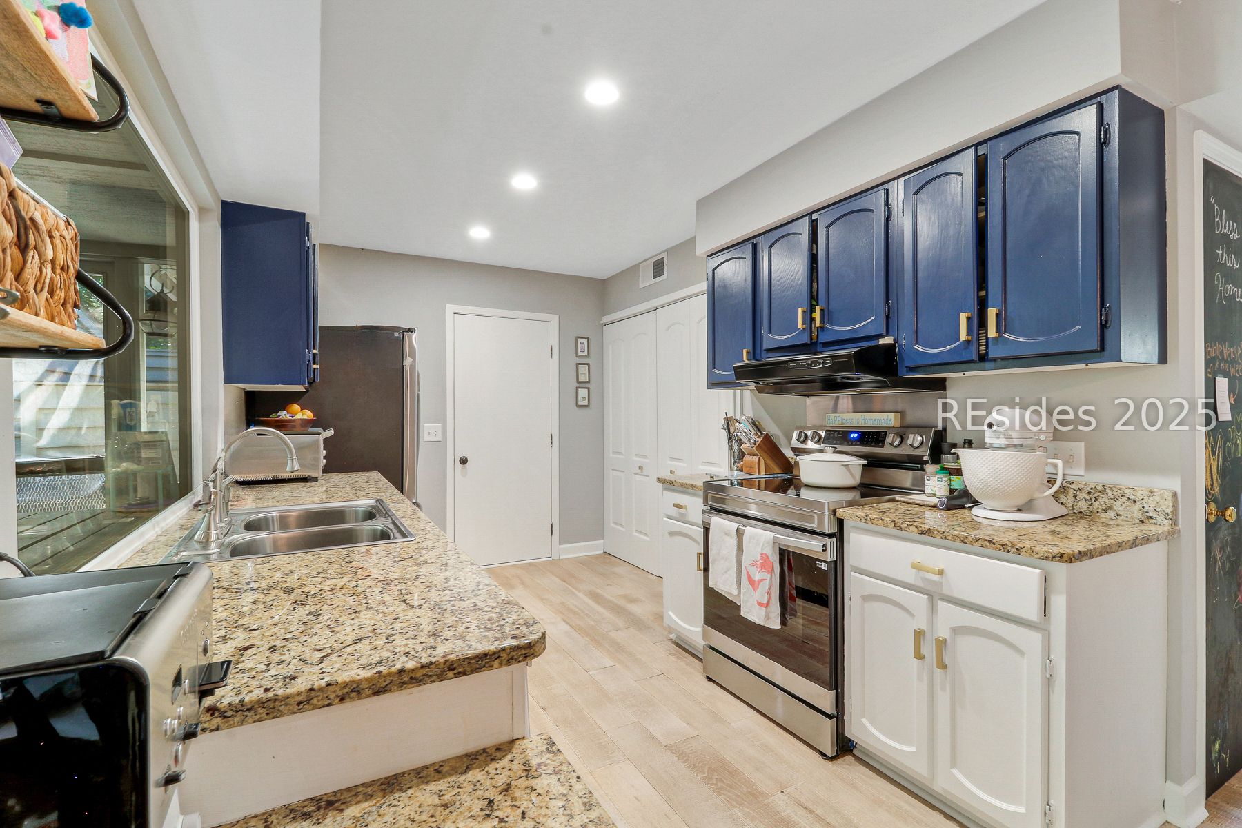 32 Otter Road Hilton Head Island, SC 29928 - Photo 9 of 25