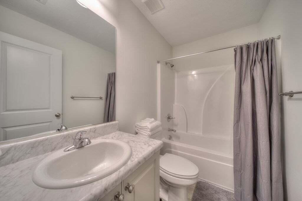 710 Red Cedar Court Grovetown, GA 30813 - Photo 24 of 28 Upstairs Hall Bath