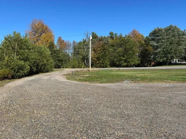 $269,000 | 283 Weeks Mills Road, China, ME 04358