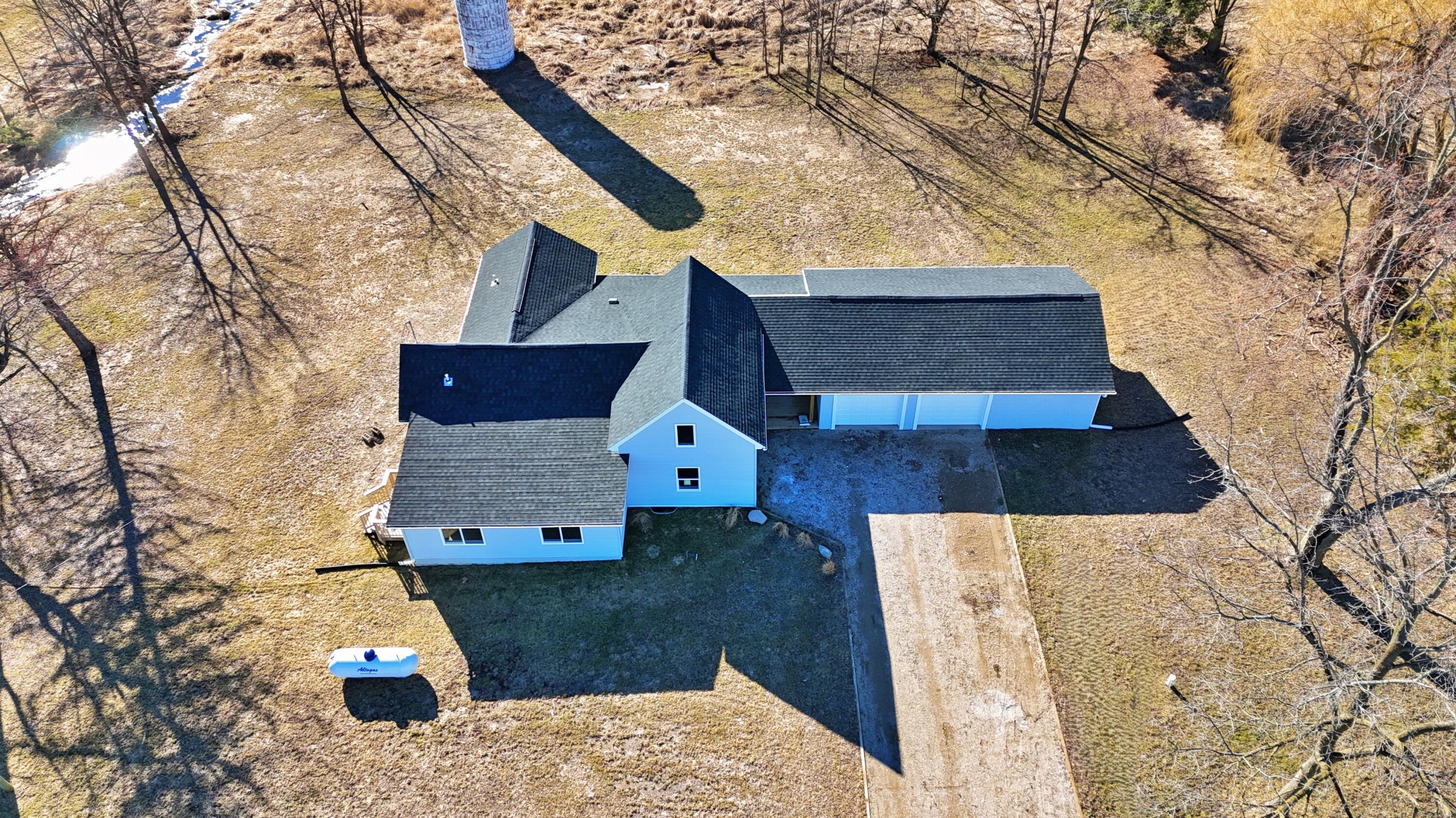 Undisclosed Address Lakeview, MI 48850 - Photo 44 of 63 DJI_20260312165814_0018_D