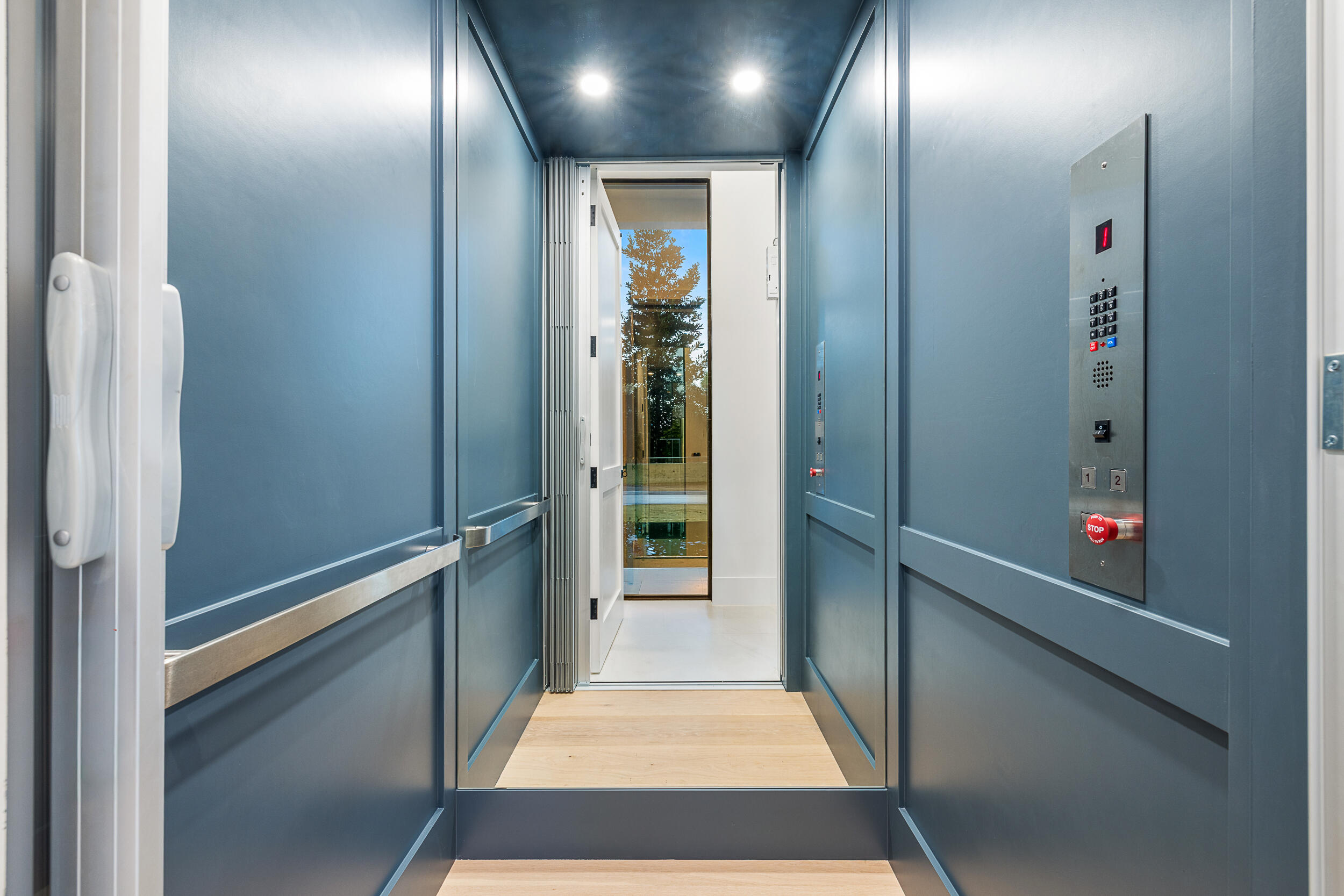 11331 Avery Road Palm Beach Gardens, FL 33410 - Photo 17 of 32 Elevator