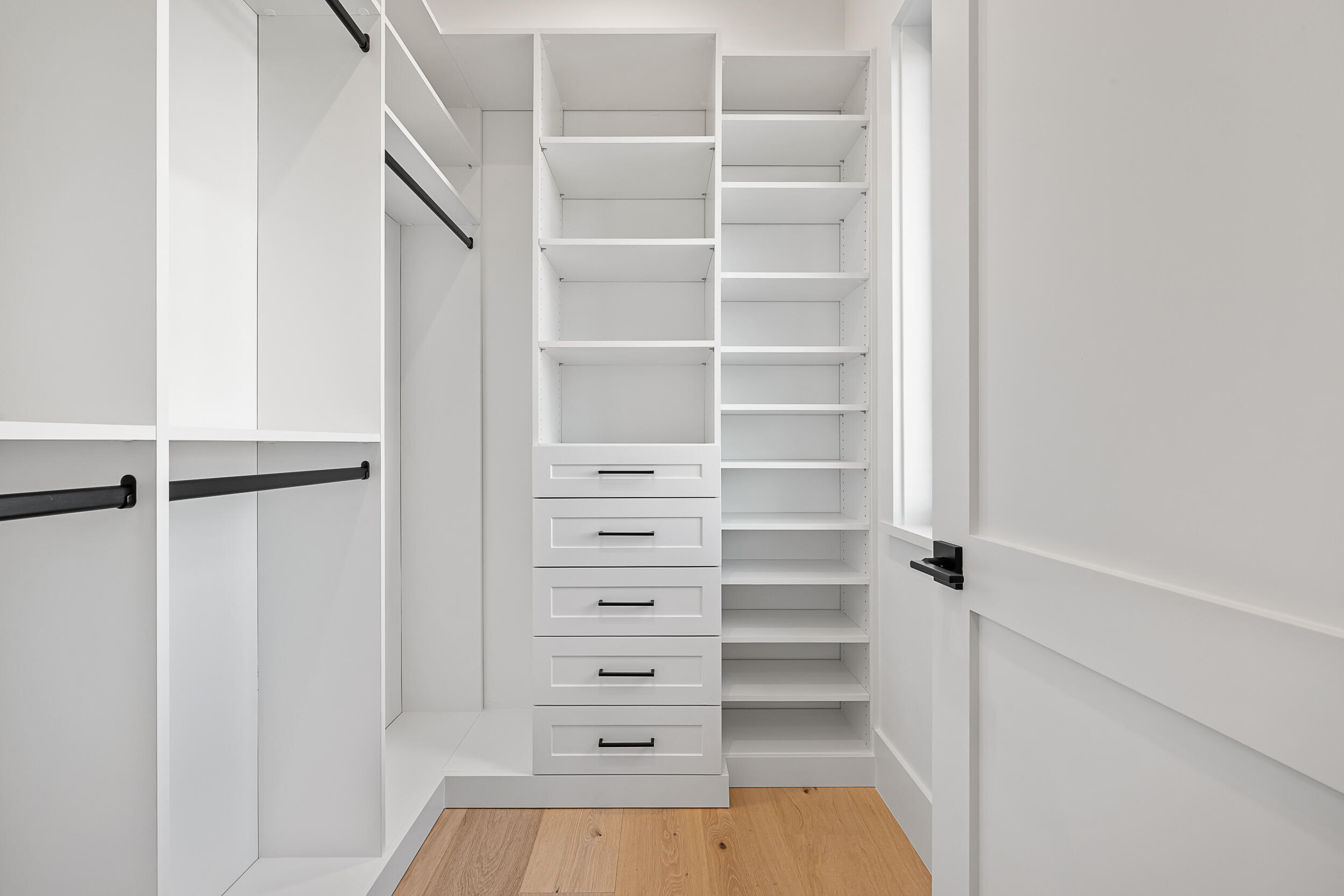 11331 Avery Road Palm Beach Gardens, FL 33410 - Photo 26 of 32 Guest Closet