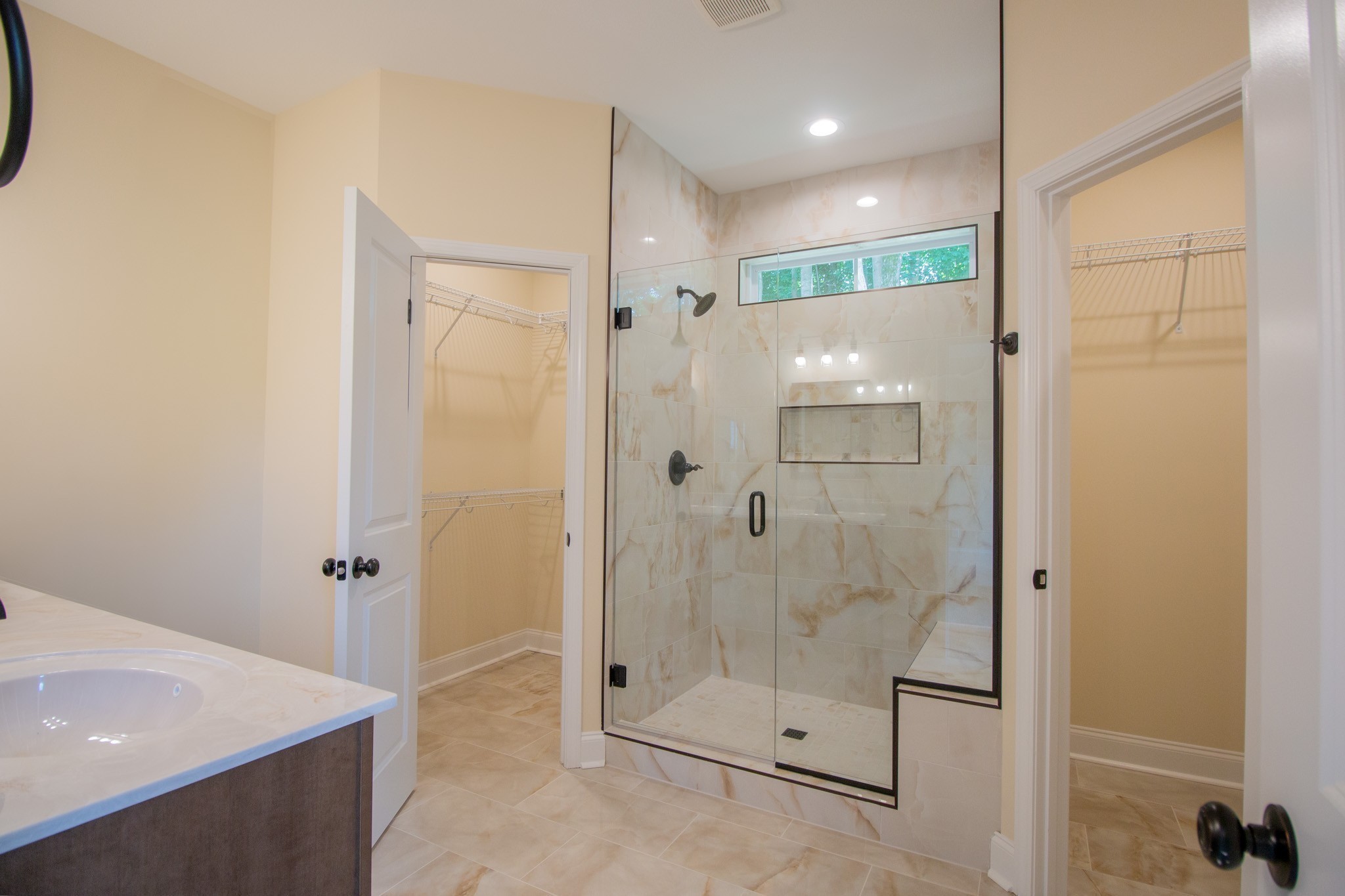 3 Rawlings Road Woodlawn, TN 37191 - Photo 14 of 21 a bathroom with a shower and a tub