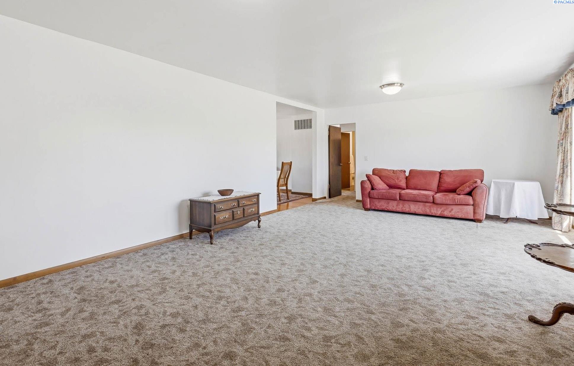 9517 Richardson Road Pasco, WA 99301 - Photo 14 of 45 Gallery Image 14