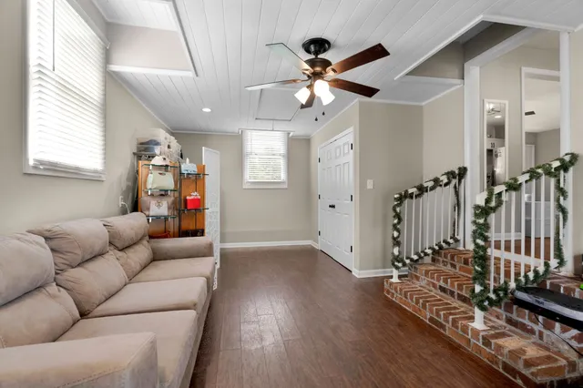 $344,900 | 1015 Glenwood Drive, Murfreesboro, TN 37129