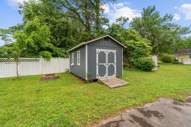 $344,900 | 1015 Glenwood Drive, Murfreesboro, TN 37129