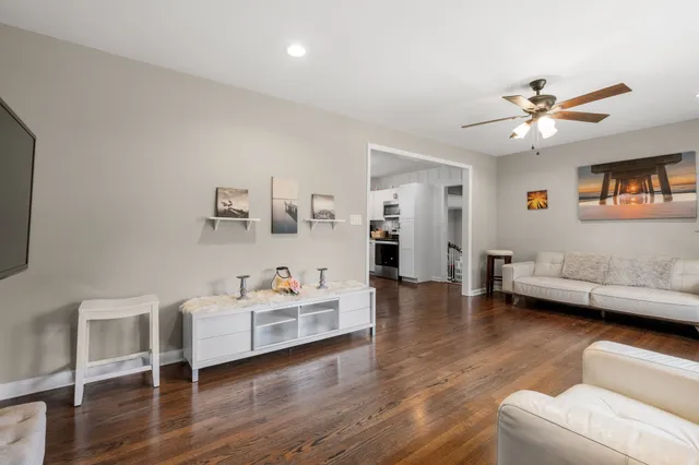 $344,900 | 1015 Glenwood Drive, Murfreesboro, TN 37129