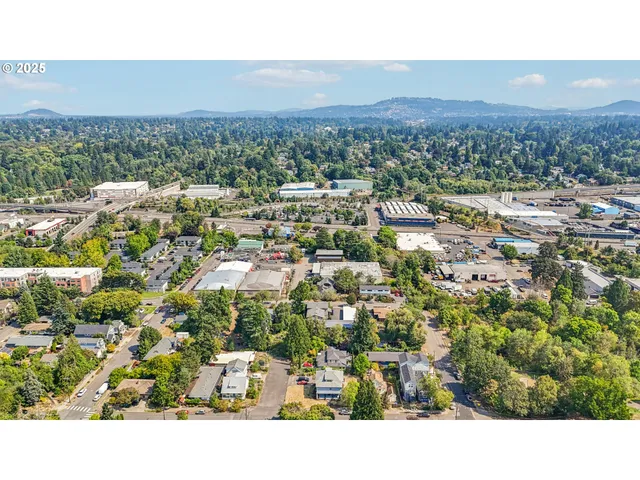 $995,000 | 8410 Southeast 21st Avenue, Portland, OR 97202