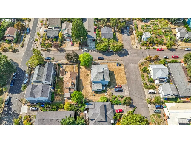 $995,000 | 8410 Southeast 21st Avenue, Portland, OR 97202