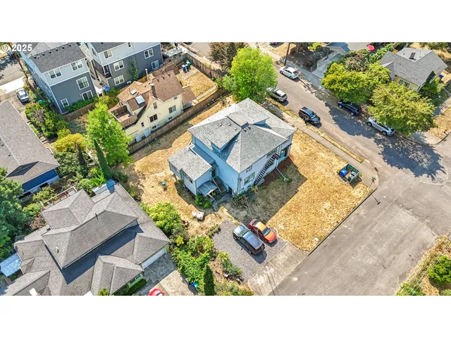 $995,000 | 8410 Southeast 21st Avenue, Portland, OR 97202