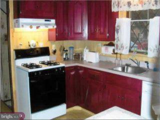 830 Grove Avenue Springfield, PA 19064 - Photo 3 of 6 Gallery Image 3