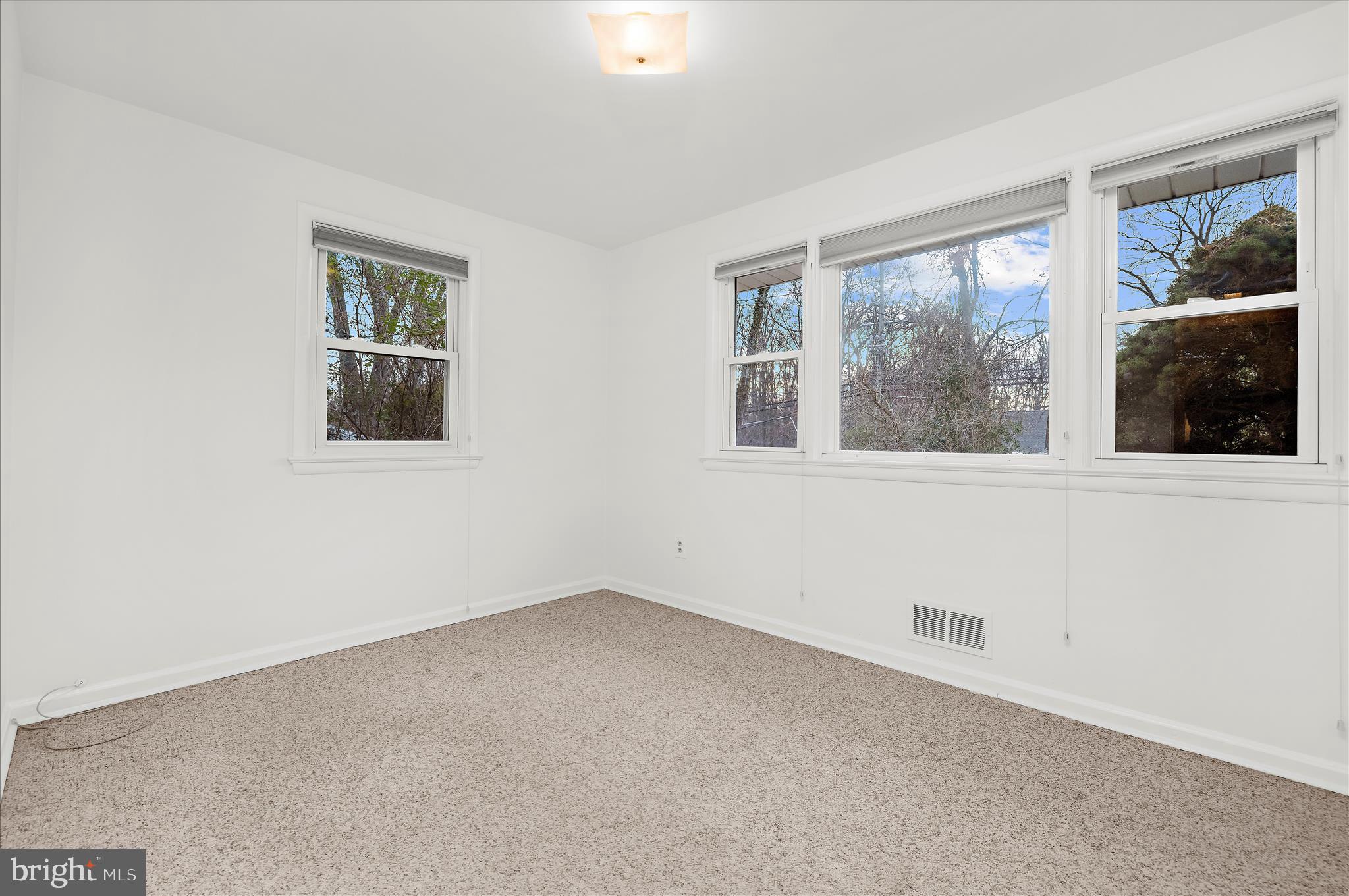 2930 Powder Mill Road Hyattsville, MD 20783 - Photo 17 of 53 an empty room with a window