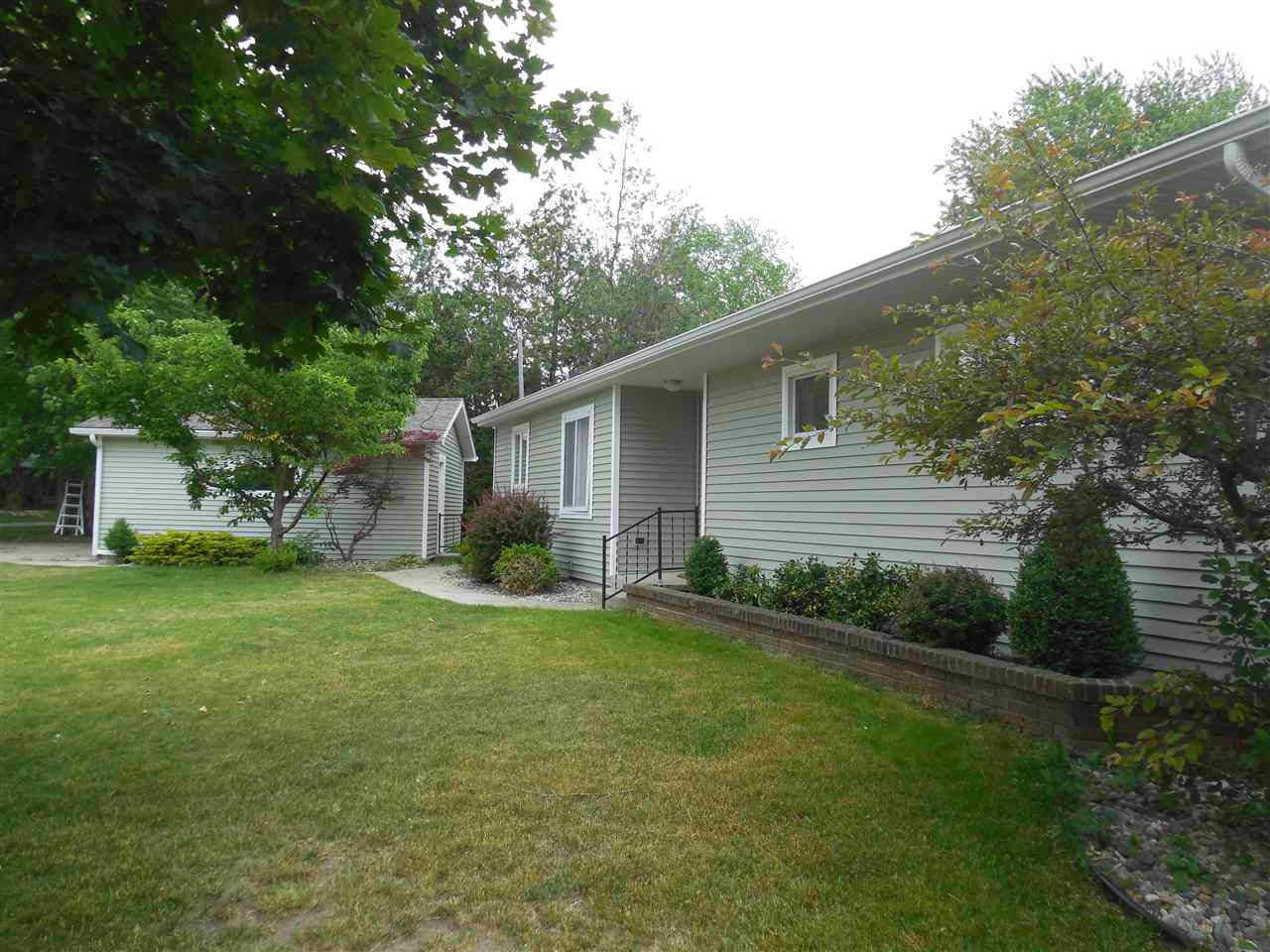 1019 Falkirk Road Alma, MI 48801 - Photo 34 of 36 1876239-33.JPG