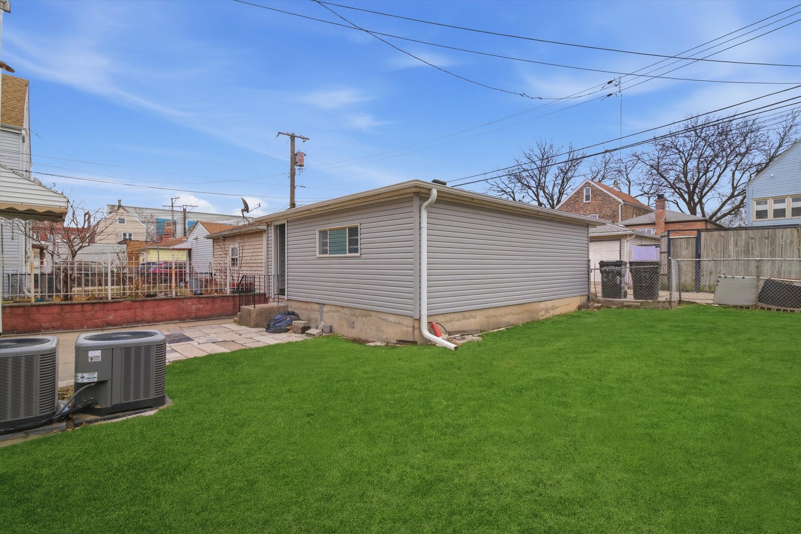 1633 West 38th Street Chicago, IL 60609 - Photo 28 of 34
