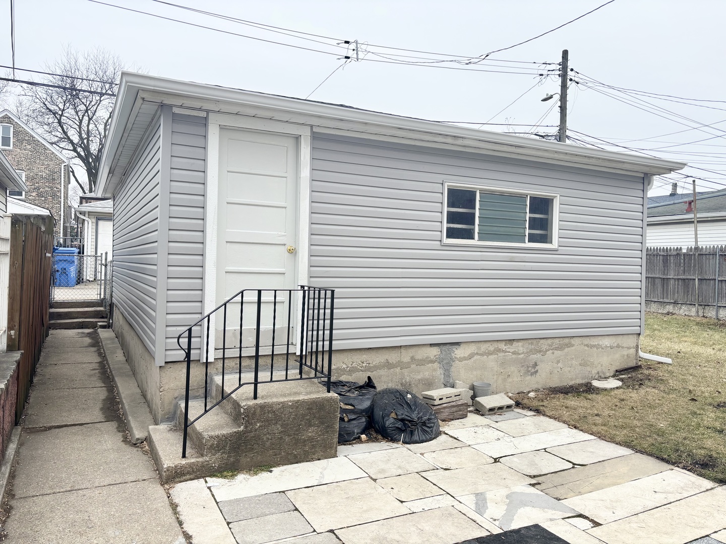 1633 West 38th Street Chicago, IL 60609 - Photo 30 of 34