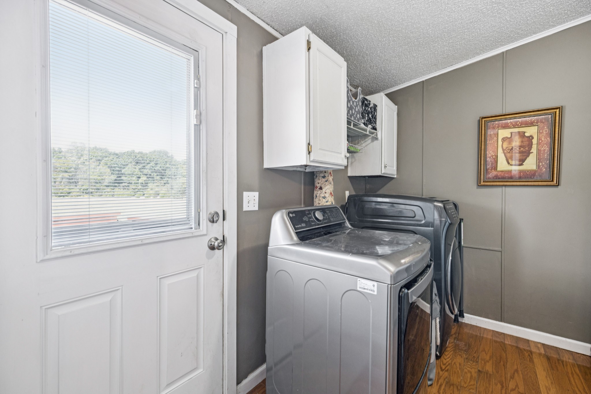 257 Bunker Hill Road Rockvale, TN 37153 - Photo 19 of 38 a utility room with dryer and washer