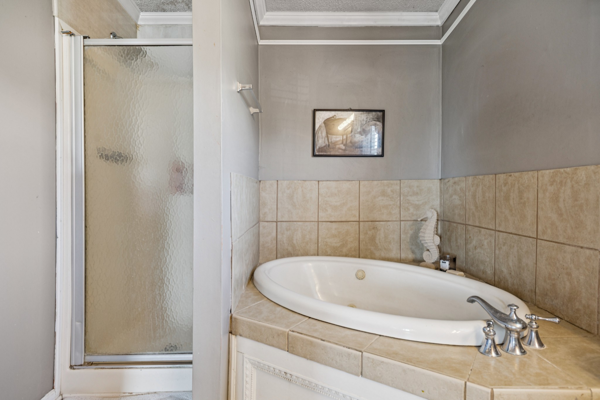 257 Bunker Hill Road Rockvale, TN 37153 - Photo 23 of 38 a bathroom with a bathtub