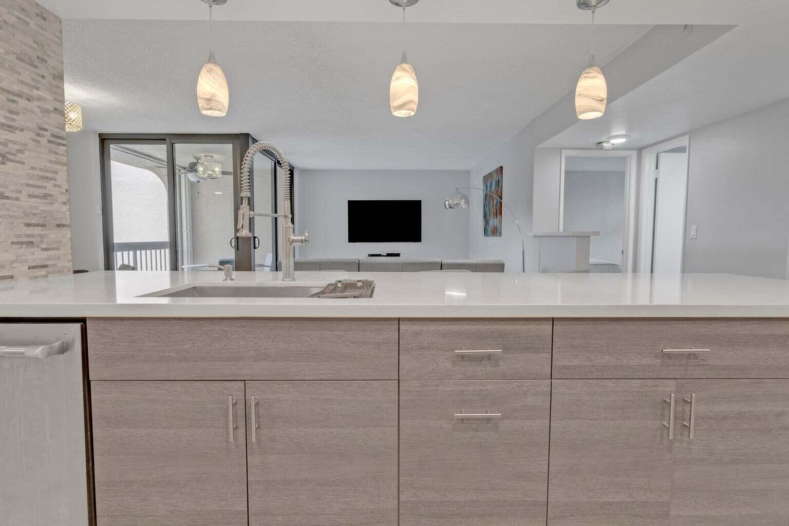 955 Dotterel Road Delray Beach, FL 33444 - Photo 11 of 60 11