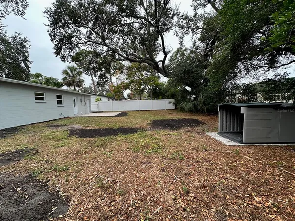 $2,500 | 2484 Nash Street, Clearwater, FL 33765