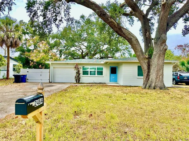 $2,850 | 2484 Nash Street, Clearwater, FL 33765