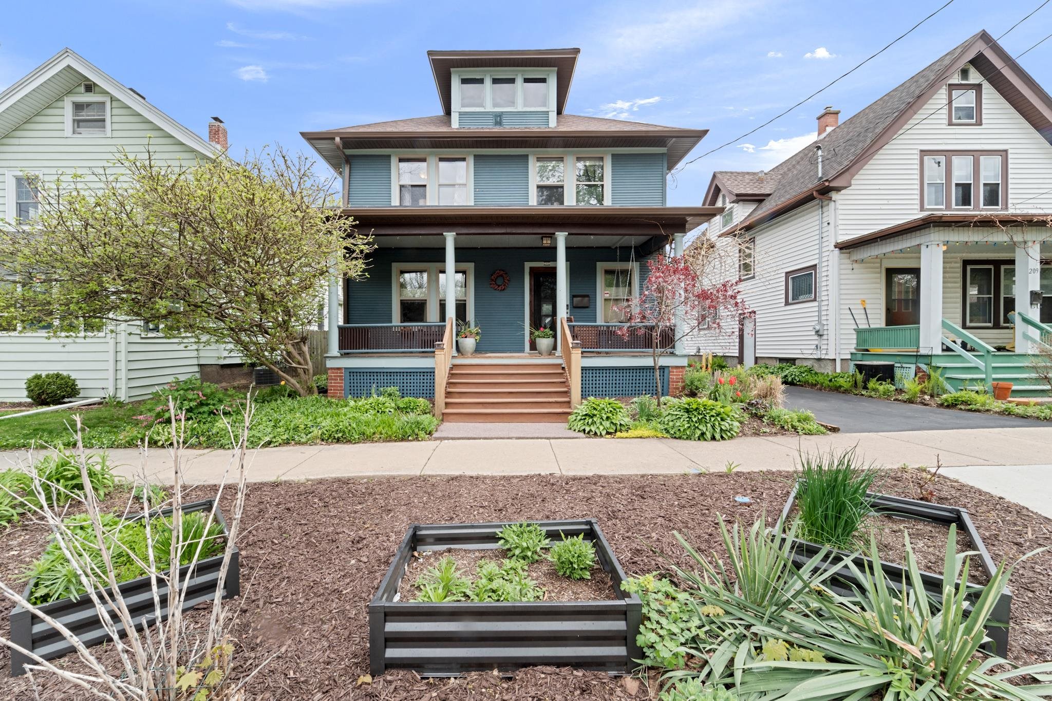 205 Dixon Street Madison, WI 53704 - Photo 1 of 39