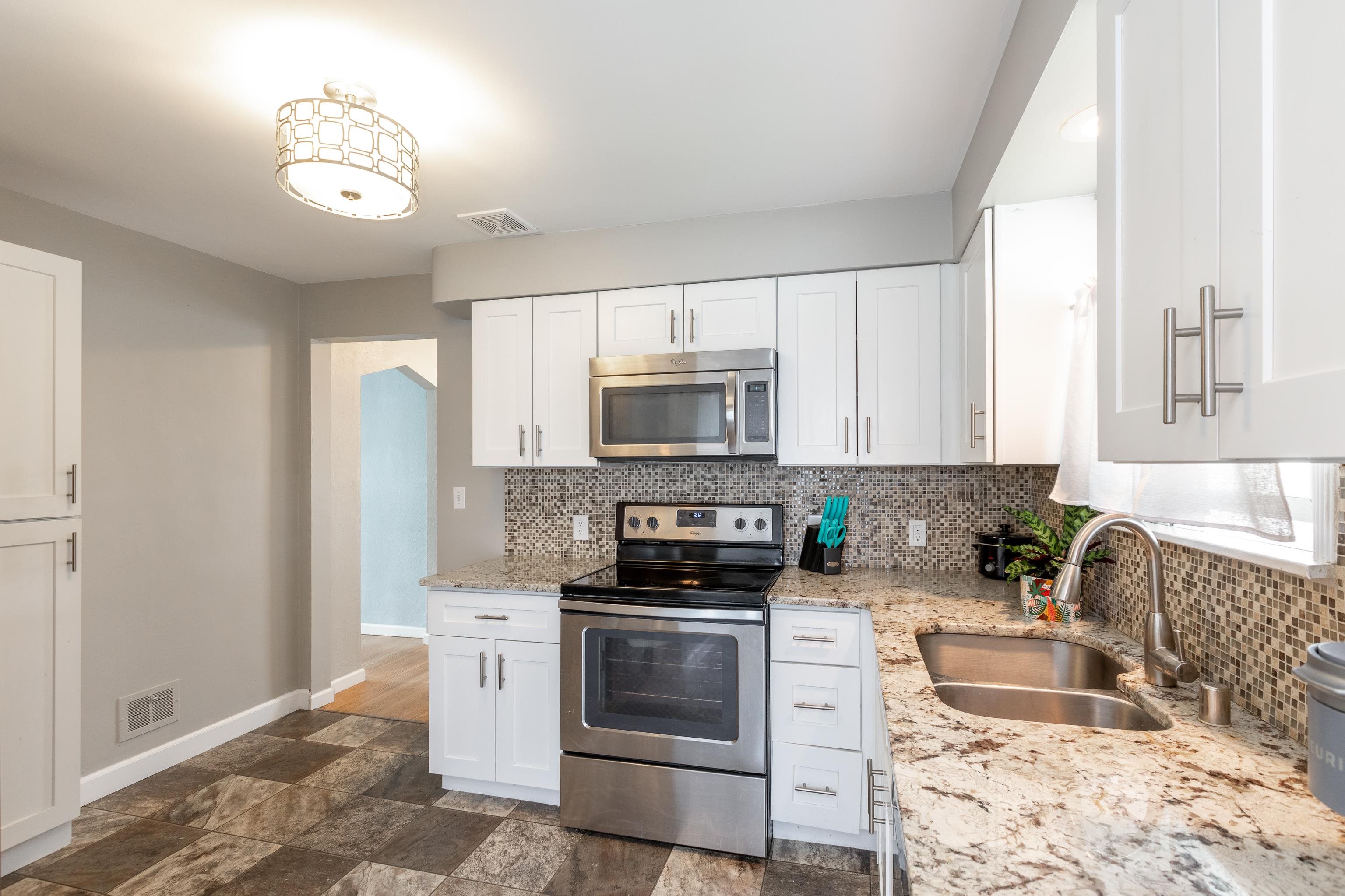 5008 North Adams Street Spokane, WA 99205 - Photo 14 of 27
