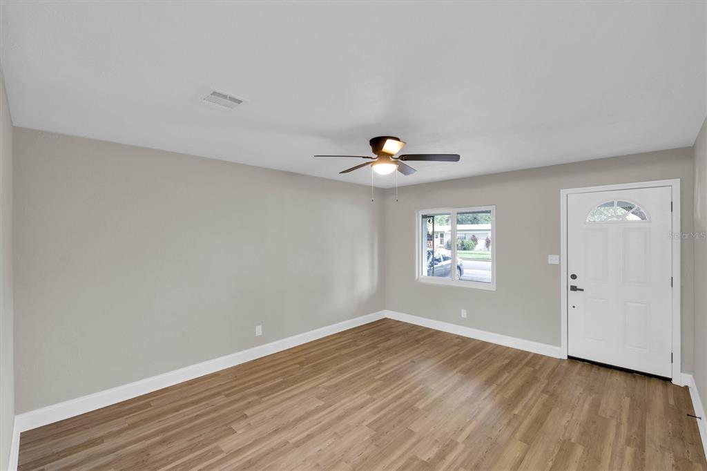 2500 Nancy Street Orlando, FL 32806 - Photo 3 of 17