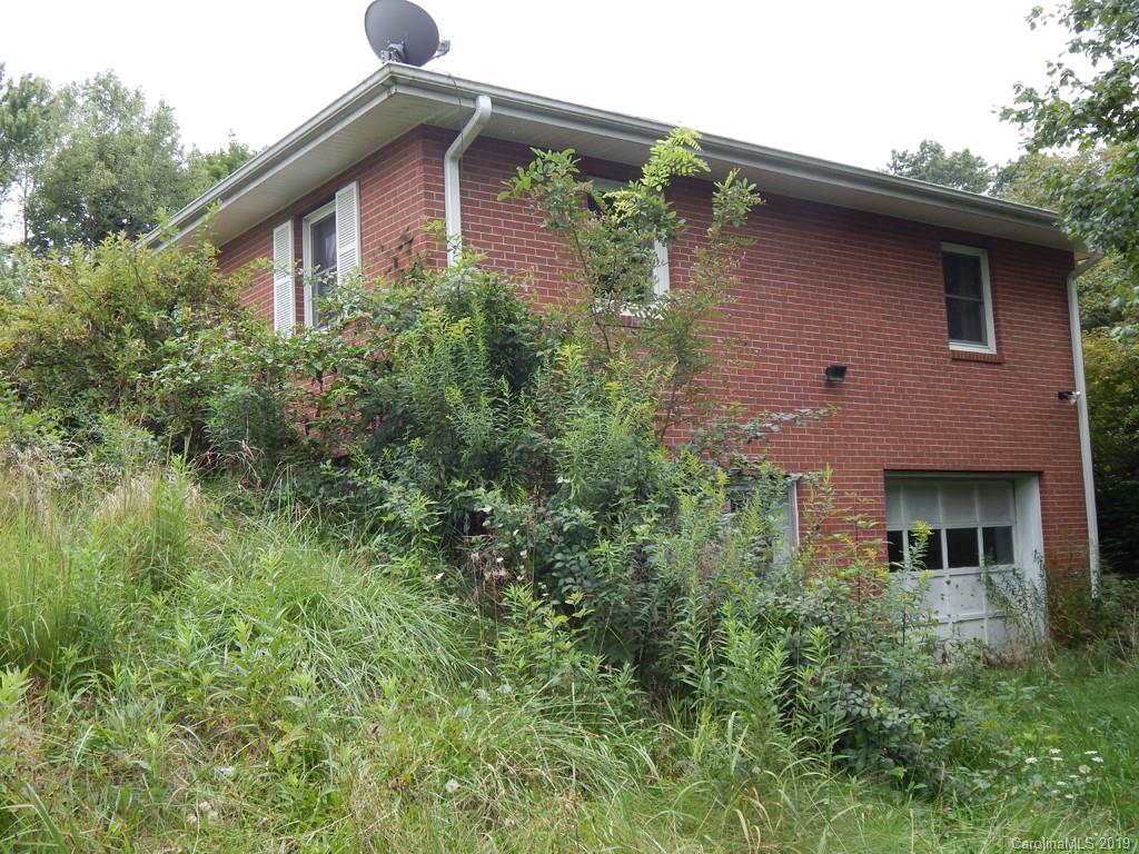 75 Riley Trull Road Canton, NC 28716 - Photo 2 of 12
