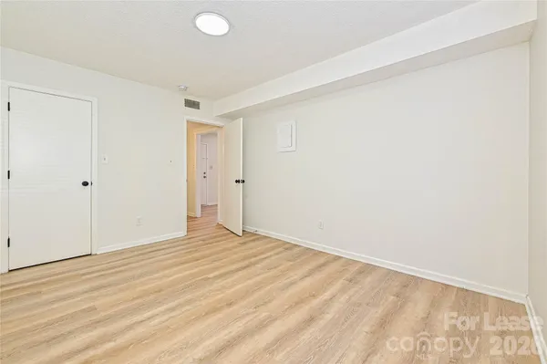 $950 | 268 Church Street North, Unit 9, Concord, NC 28025