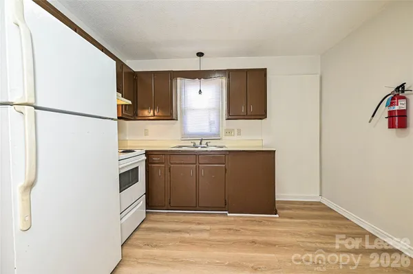 $950 | 268 Church Street North, Unit 9, Concord, NC 28025