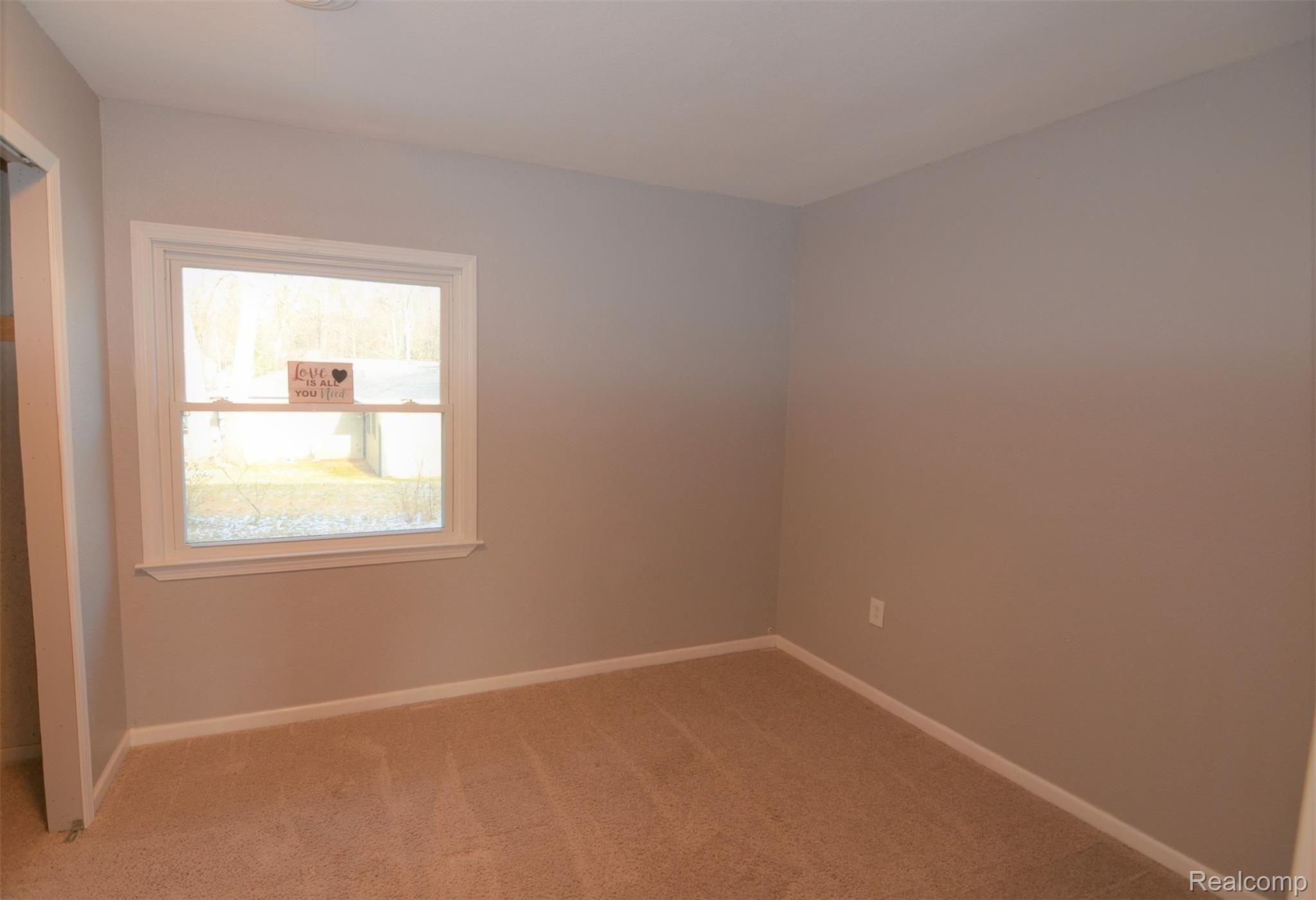 5330 Hillcrest Road Clarkston, MI 48346 - Photo 10 of 18 COMFORTABLE BEDROOMS