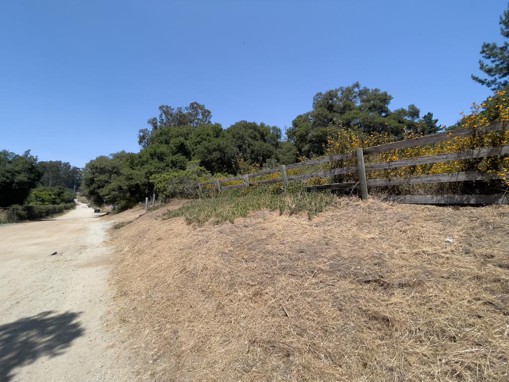 58 Desmond Road Salinas, CA 93907 - Photo 5 of 11