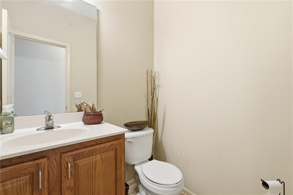 1305 159th Street Basehor, KS 66007 - Photo 12 of 33