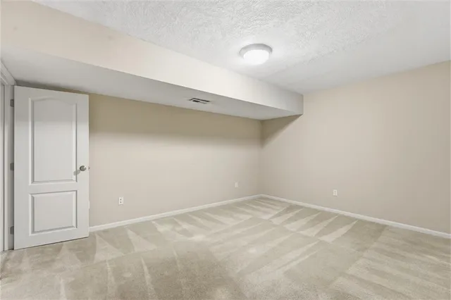 $269,000 | 1305 159th Street, Basehor, KS 66007