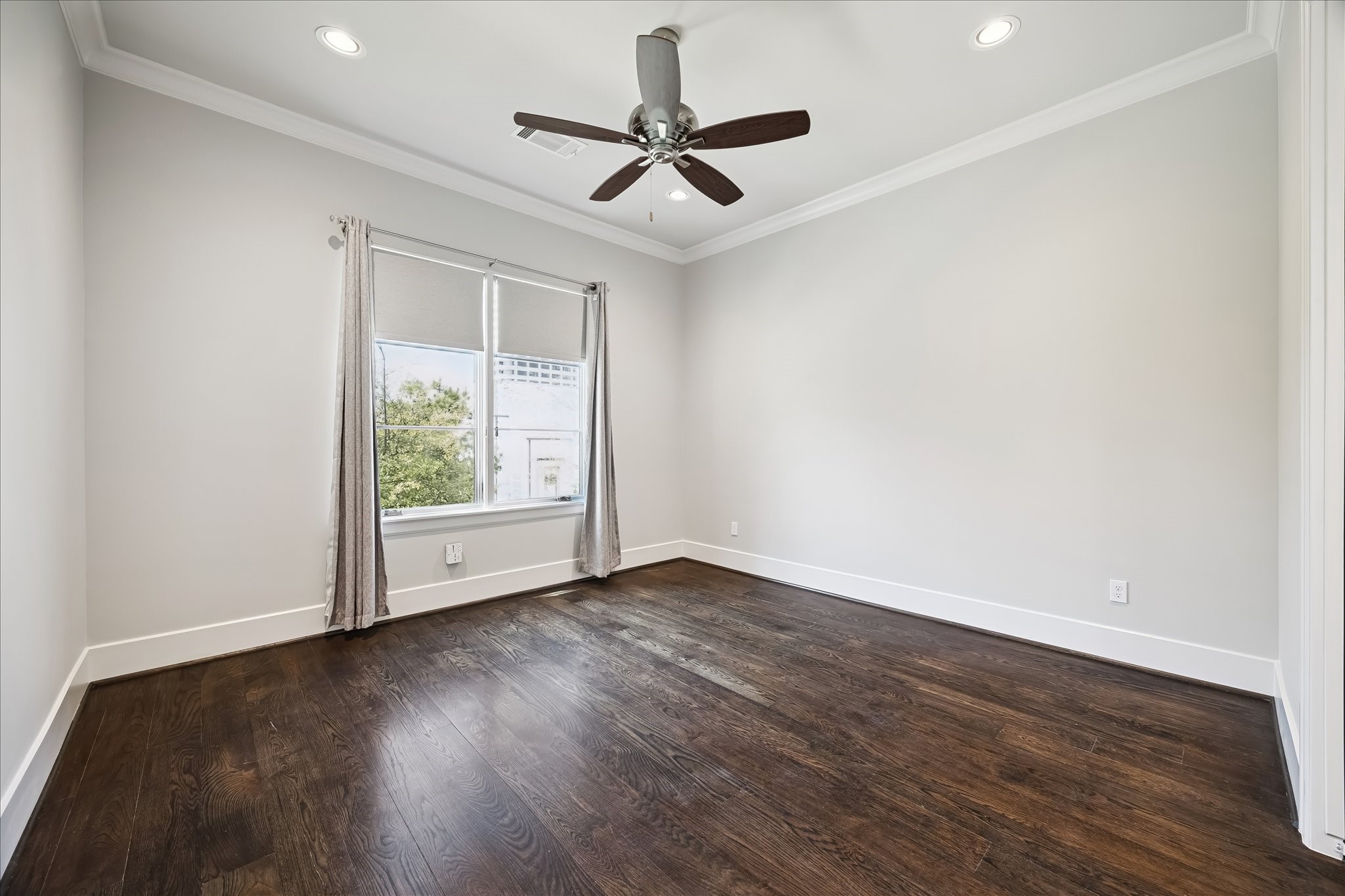 2117 Dickey Place Houston, TX 77019 - Photo 40 of 50