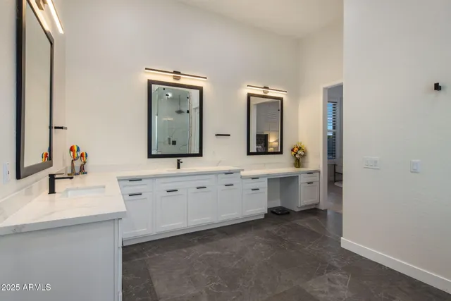 $9,995 | 29119 North 71st Place, Scottsdale, AZ 85266