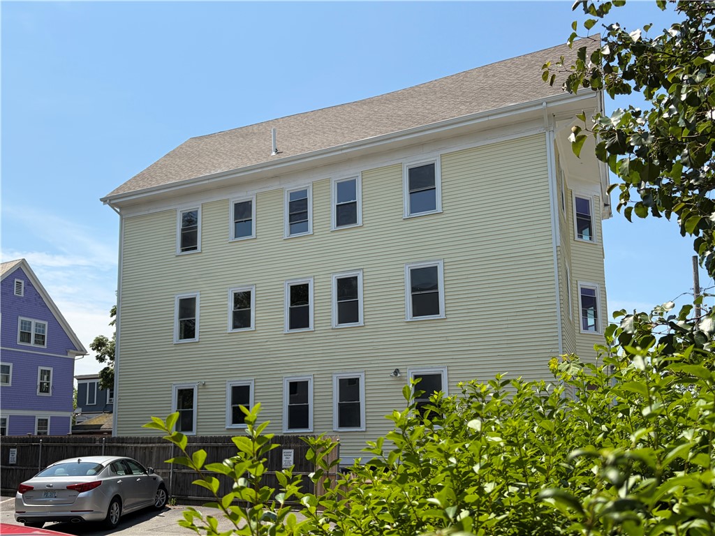 98 Whitmarsh Street, Unit 1 Providence, RI 02907 - Photo 36 of 37