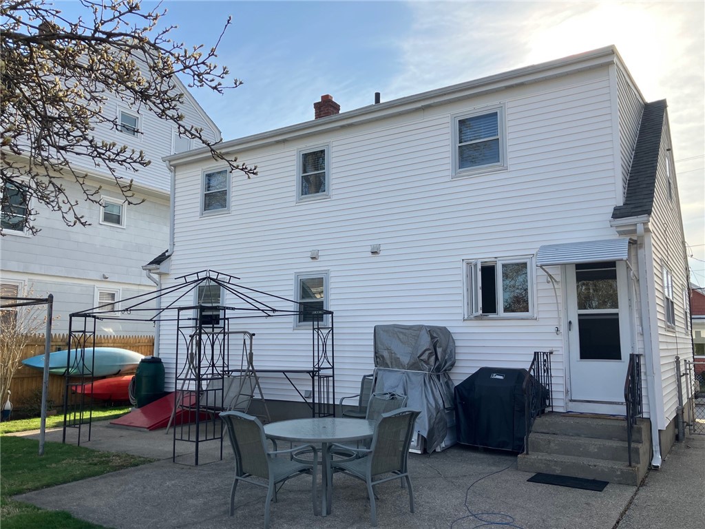 45 Perrin Avenue Pawtucket, RI 02861 - Photo 4 of 33 Fully dormered back