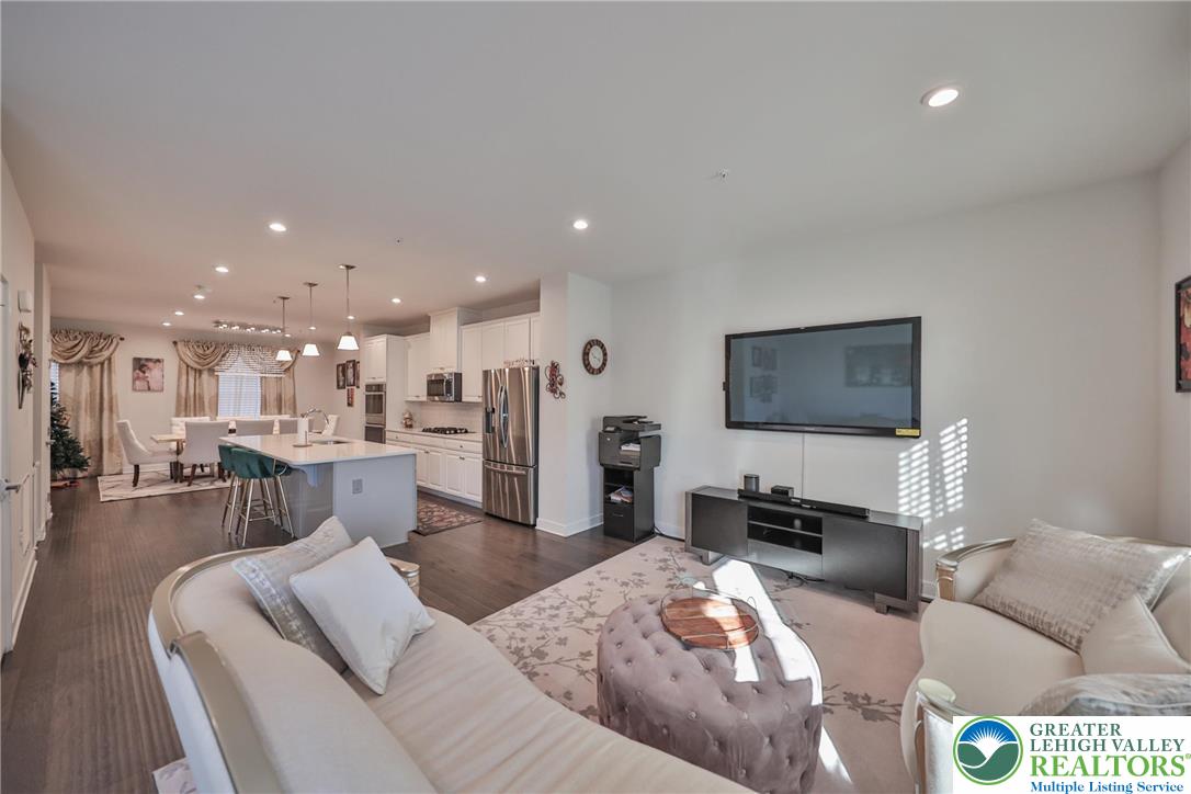 2364 Raya Way Easton, PA 18045 - Photo 13 of 40 a living room with furniture and a flat screen tv
