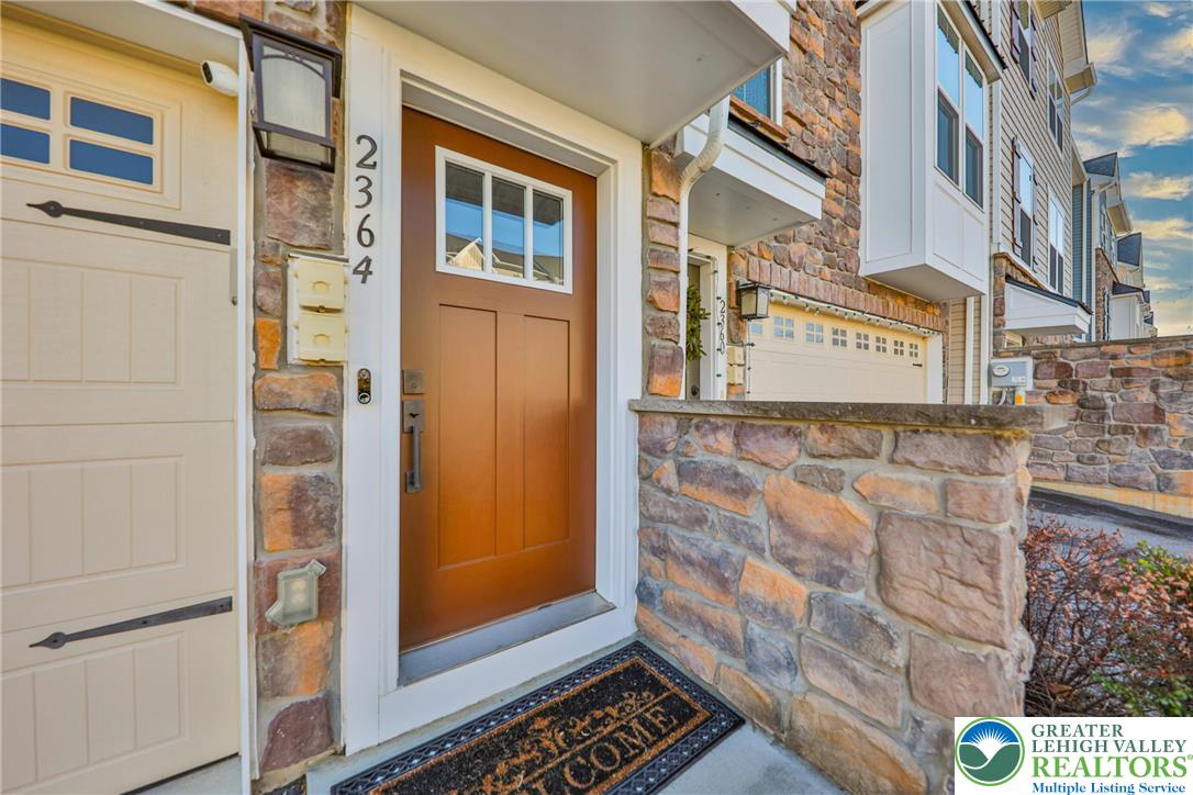 2364 Raya Way Easton, PA 18045 - Photo 4 of 40 a view of a brick buildings with an empty room